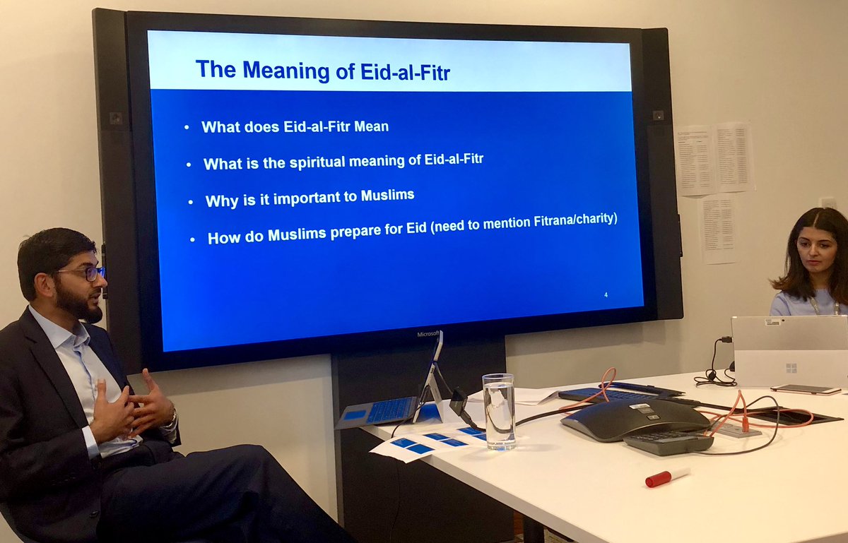 ajpcarr's tweet photo. So good to be able to meet and hear @QariAsim speak again at @NHSDigital #MultifaithNetwork
Such a compelling and engaging speaker, a privilege to hear him explaining #Eid https://t.co/Pc9a0kEdxy