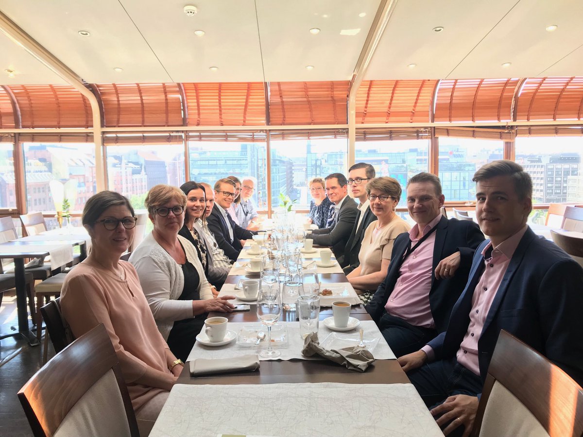 Huipputiimin kesäkauden avajaiset ☀️ Yrittäjien asiat hoituu juhannuksenkin alla  <a href="/nordea/">Nordea</a>