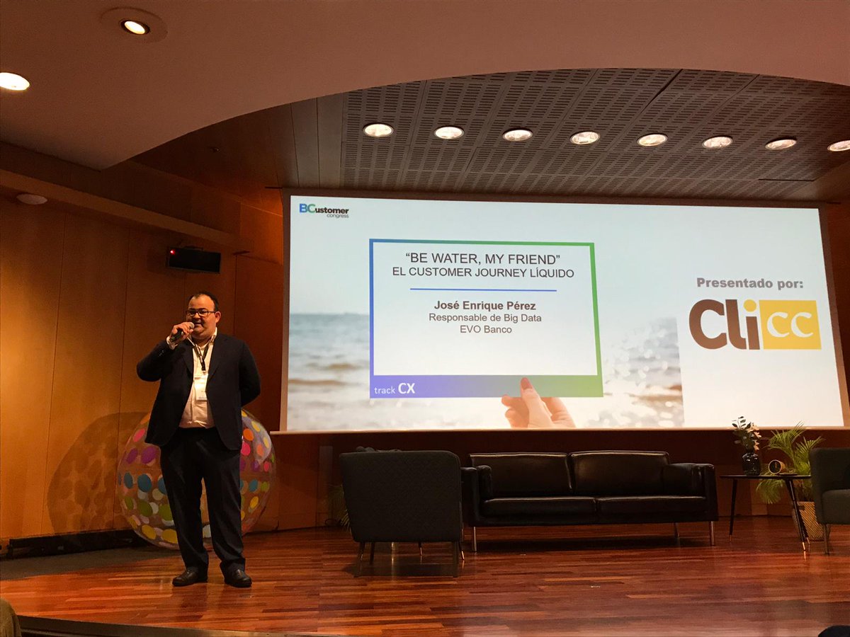 clientcc's tweet photo. ✅Continuamos siendo parte de @BCCongress , el día de hoy nuestro director técnico @jmolivasg hace la presentación de uno de los ponentes de #BCC19 #JoseEnriquePerez de @EVObanco
#bccongress #clicc https://t.co/Wk9iaDt9AJ