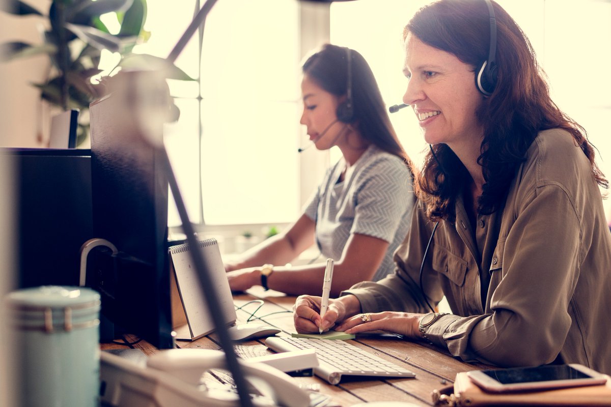 Medical offices are now able to prevent losses with a Cloud PBX. Check out today's blog to learn more on this topic! Link: bit.ly/voipadvantages. #4Voice #thebestchoiceforvoice