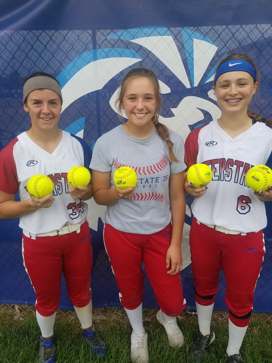 I-35 Softball tweet media