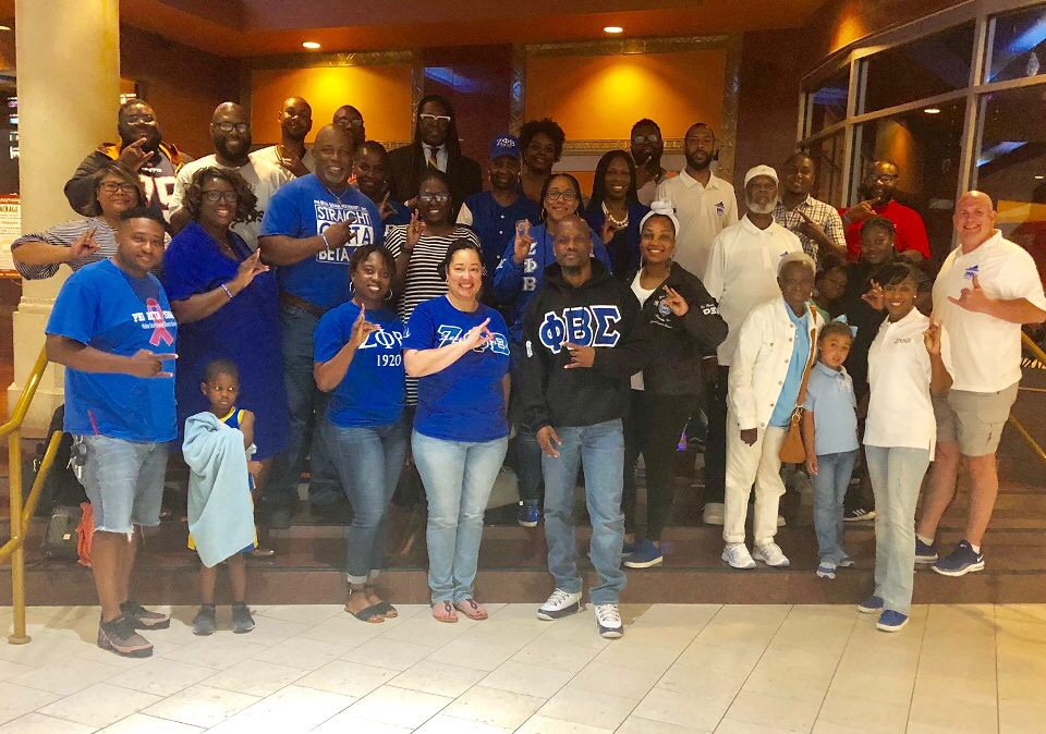 BetaSigma1914's tweet photo. Hampton Roads Blue and White supporting the #EmanuelMovie #SocialAction #PBS1914 #ZΦΒ1920 https://t.co/OweuxiqU9d