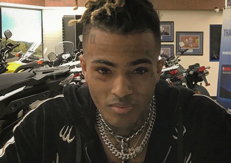DailyRapFacts's tweet photo. 1 year ago today, we lost XXXTENTACION.

Rest in Peace, Jah 🕊 https://t.co/grNmGSjiDG