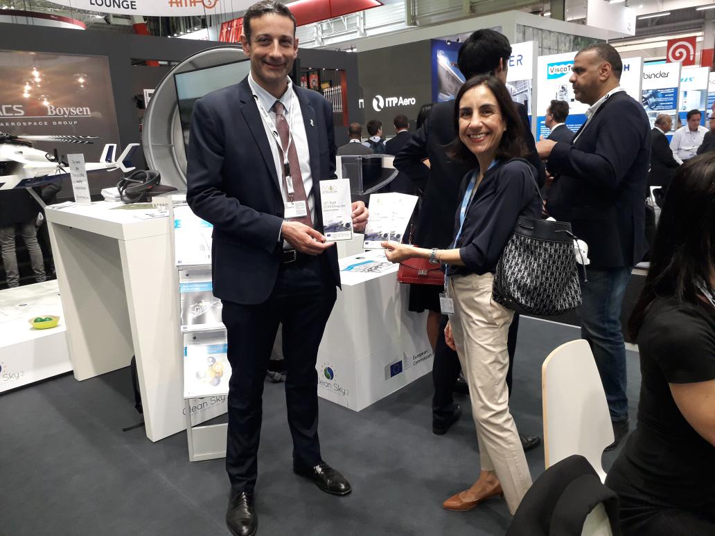 JETSCREEN_EU's tweet image. @JETSCREEN_EU is happy to meet @inea_eu at the #ParisAirShow2019 at the @EU_Commission and @cleansky_ju stand. Thanks Miguel for the warm welcome!
#JETSCREEN #alternativefuels #H2020