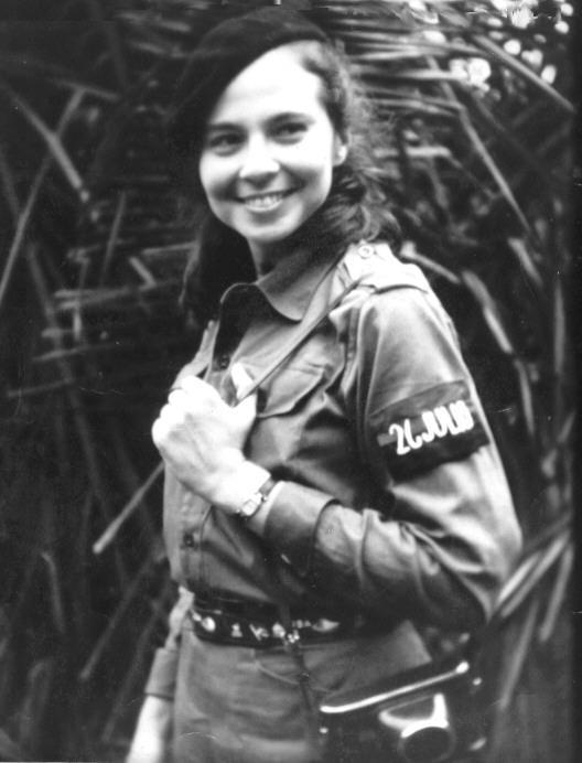 CubacooperaEc's tweet photo. Heroína de la clandestinidad, combatiente destacada del Ejército Rebelde e incansable luchadora por la emancipación de la mujer y los derechos de la niñez. El #18Junio de 2007 despedimos físicamente a #Vilma; su legado, perdura en @FMC_Cuba y en todos los cubanos.@embacuba_ecuad https://t.co/SzDxfxQHWQ