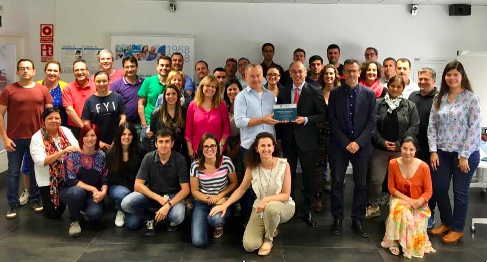 <a href="/AUDELCO96/">@AUDELCO</a> ha hecho entrega del reconocimiento de Excelencia Preventiva a <a href="/ProcterGamble/">Procter & Gamble</a>. Fábrica de #Mequinenza, en el transcurso de un acto celebrado el miércoles 12 de junio en la sede de la empresa en #Mequinenza. tiny.cc/8wfg8y #ExcelenciaPreventiva