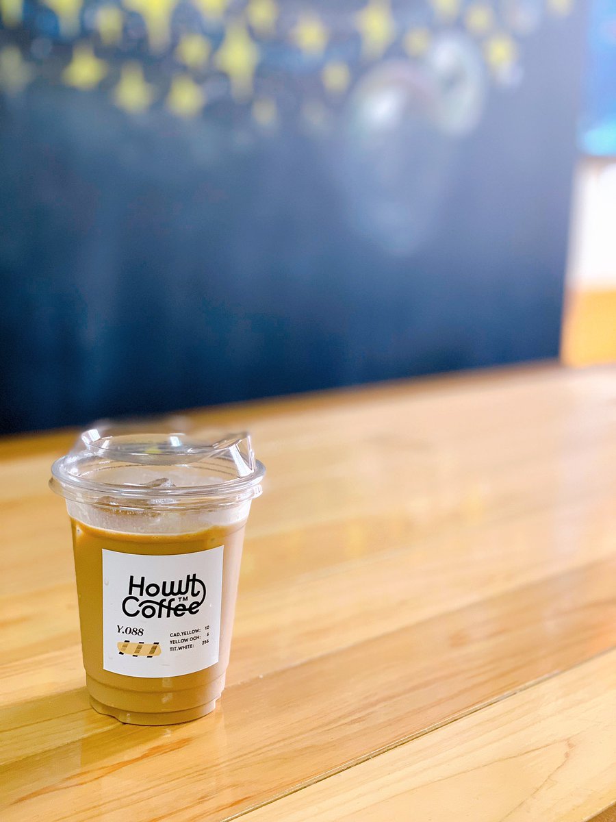 mame092's tweet photo. リニューアルしたfgnに訪問!
howltのブランディングにも感動♪
#howlt #howltcoffee #大名小学校 #awabarfukuoka #startupcafe #fukuoka #東さん #元TA #fgn #福岡グロースネクスト #ストローないエコ https://t.co/GQgdct8tkt