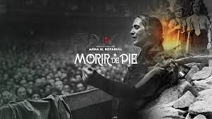 Conecta_Fiction's tweet photo. 9. "Morir de pie (Dolores)", España. #KabogaFilms 
Drama histórico centrado en la vida de Dolores Ibárruri, la Pasionaria. Pero más allá del mito se esconden las luces y  sombras, las dudas y las determinaciones: la vida de una mujer que es hija, esposa, madre, compañera y amante https://t.co/8vvDpHNywR