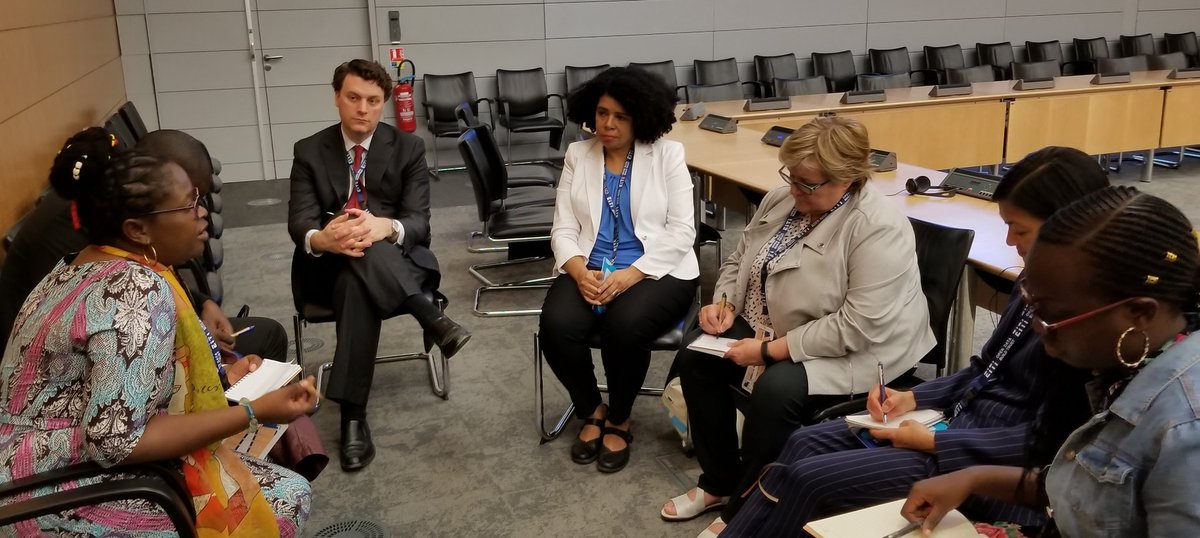 "#EITI should impose quotas to boost women's participation in the multi-stakeholder groups" This the proposition I heard from Zambia Alliance of Women at the #EITI2019 <a href="/HelenClarkNZ/">Helen Clark</a> <a href="/Mark_EITI/">Mark Robinson</a> <a href="/PWYPtweets/">Publish What You Pay</a> <a href="/EITIorg/">EITI International</a>