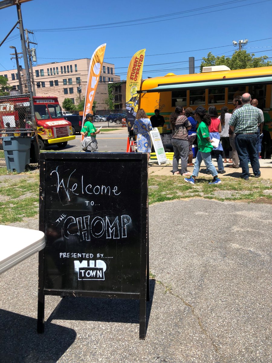 MidTownCleInc's tweet photo. Join MidTown for The CHOMP today from 11:30 to 1:30 across from the Agora parking lot at 5000 Prospect Avenue! Come grab a bite with your friends, colleagues, and neighbors. Canโt wait to see you there! ๐๐ญ๐ #MyMidTownCle #TheCHOMP https://t.co/sQBwYjfCT1
