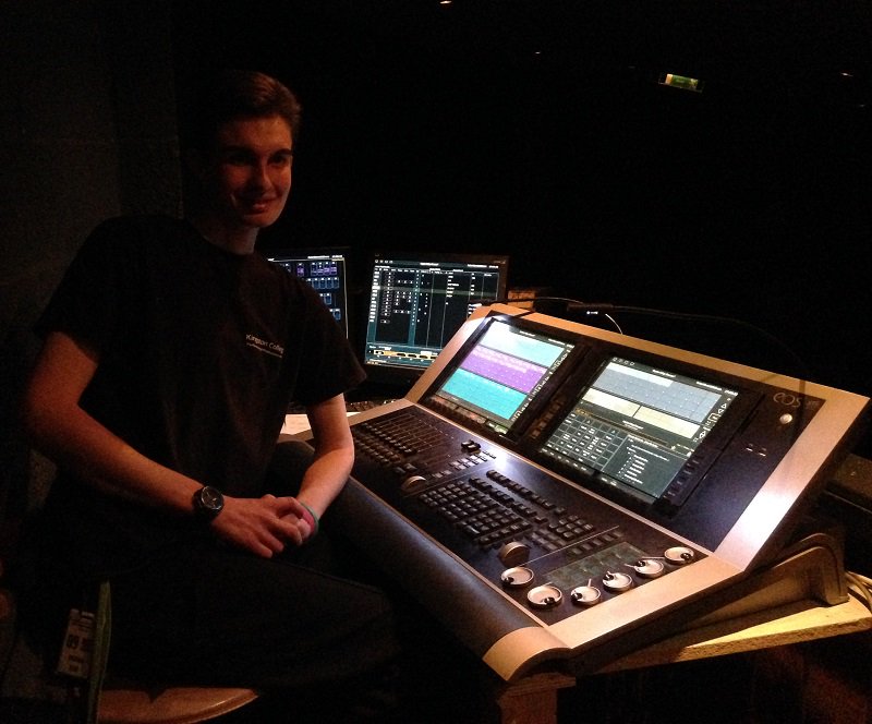 rosebruford's tweet photo. 2nd year Lighting Design student @JakePaigeLD sets off to @GlastoFest today to work with @Robelighting & @A_rcadia for 3 weeks. Read the full story and follow Jake's progress at https://t.co/It48AX5T0o #rbcLD @rbcld #NextGeneration #Glastonbury2019 https://t.co/QuUbbd4SVu