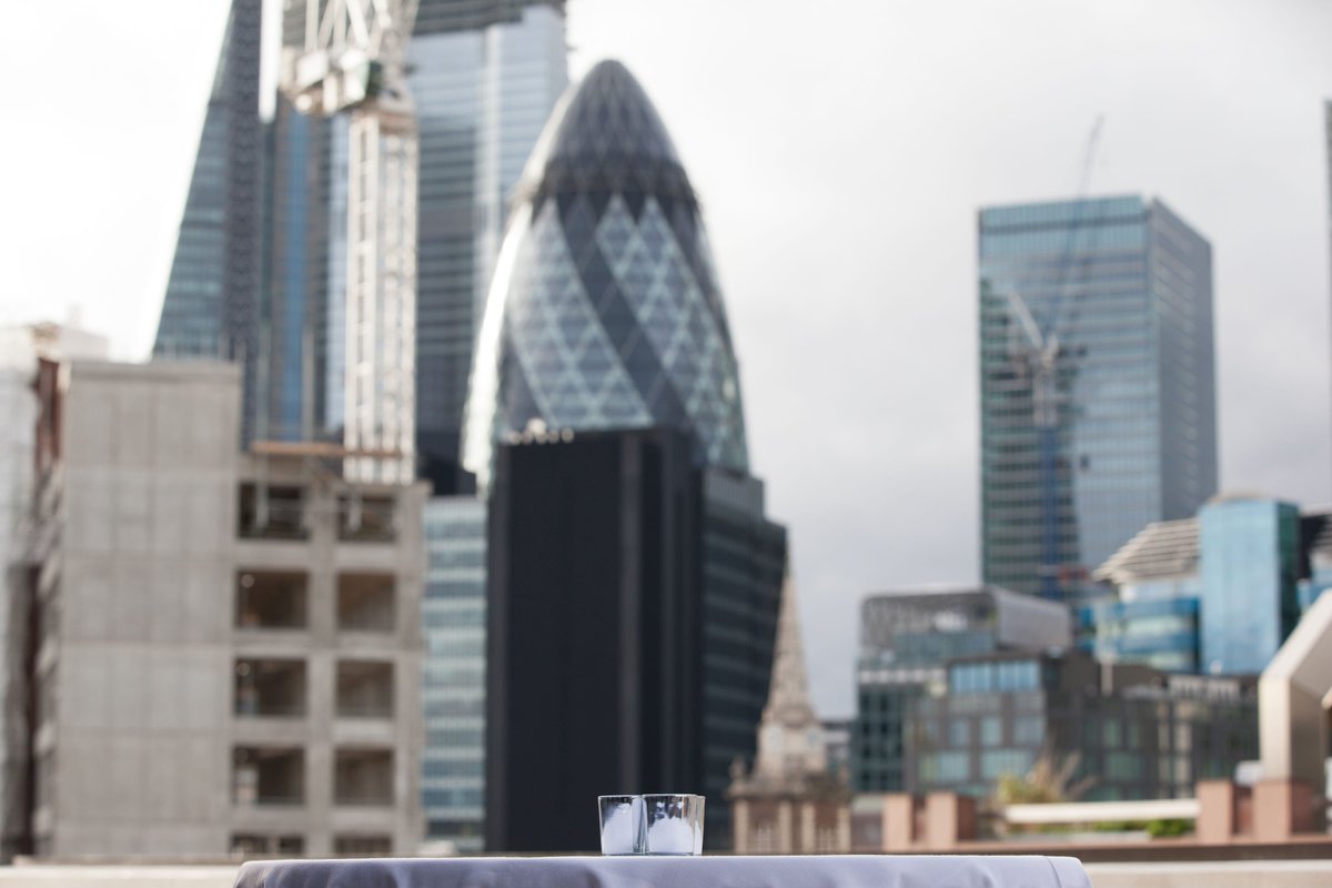 Eventsno6's tweet photo. Our new venue has been designed with floor to ceiling windows, in-built AV & catering facilities perfect for #Conferences #meetings #AGMs & #Seminars. Contact us to receive 10% off our DDRs when you book & host your event by the end of Sept 2019 #Eventprofs #Daydelegate #business https://t.co/AuMVrx0eOe