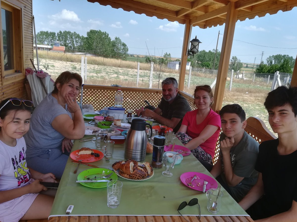 Nöbet sonrası bahçe bahane kahvaltı şahane