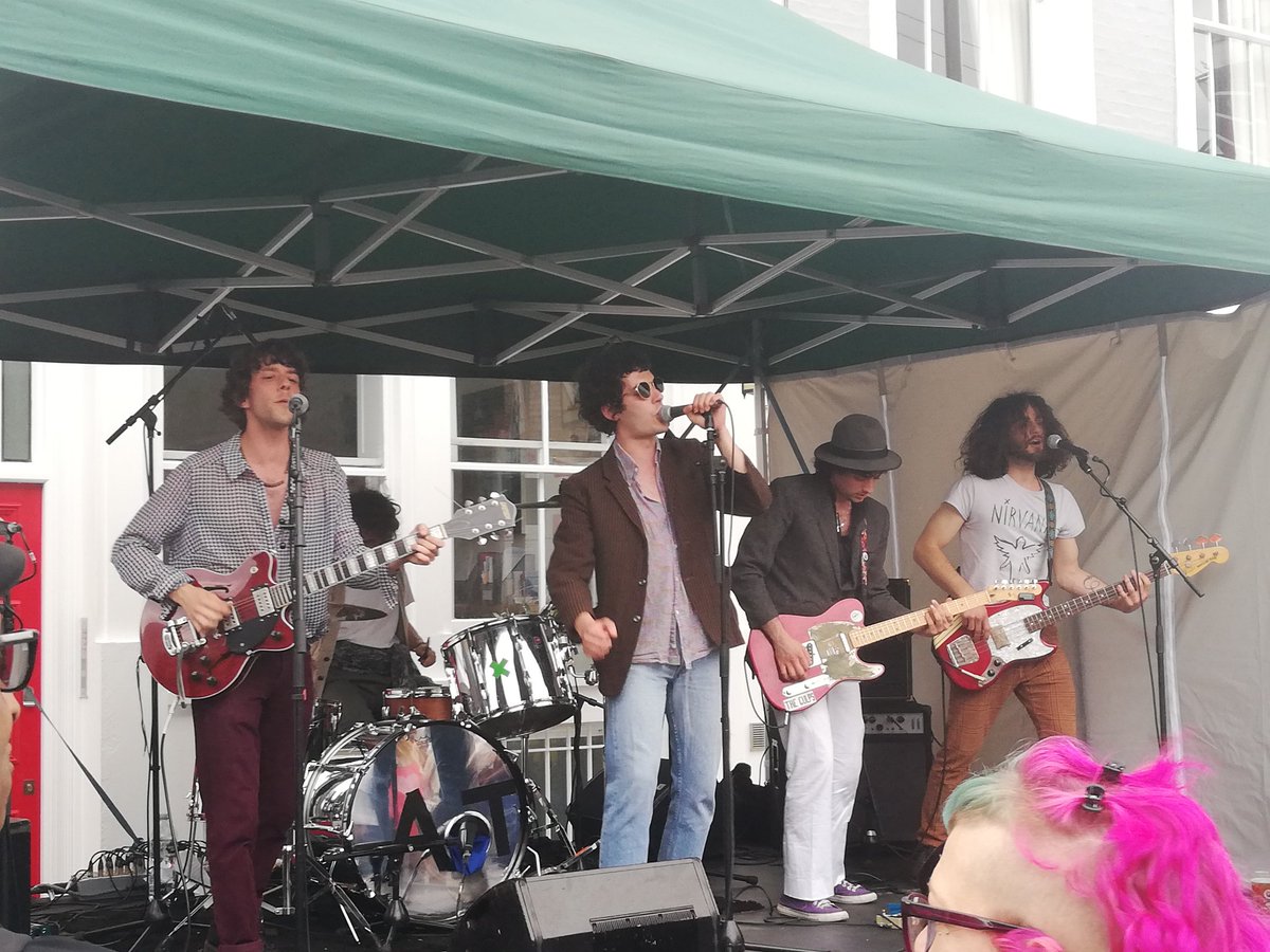SuziMartinbird's tweet photo. Love these guys, great band, bags of charisma 🖤🤠👢
#thegulps #mutuallove #thegulps #almastreetfair @AlmaStreetFair https://t.co/OWZ7BS1ayU
