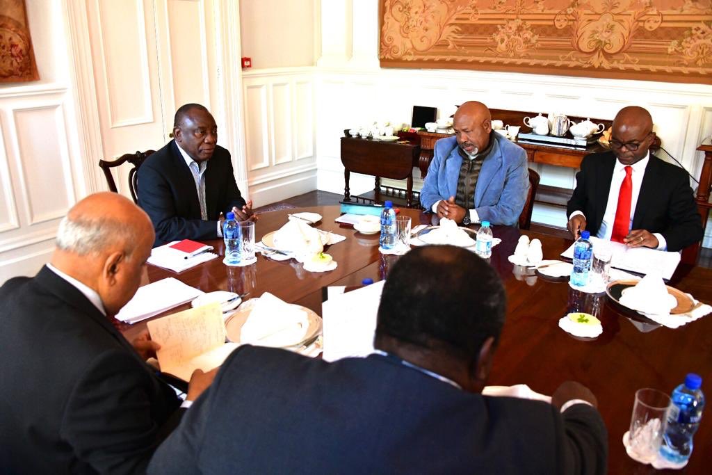 PresidencyZA's tweet image. President @CyrilRamaphosa met with members of the #Eskom board earlier today at the Genadendal Residence in Cape Town, Western Cape.
