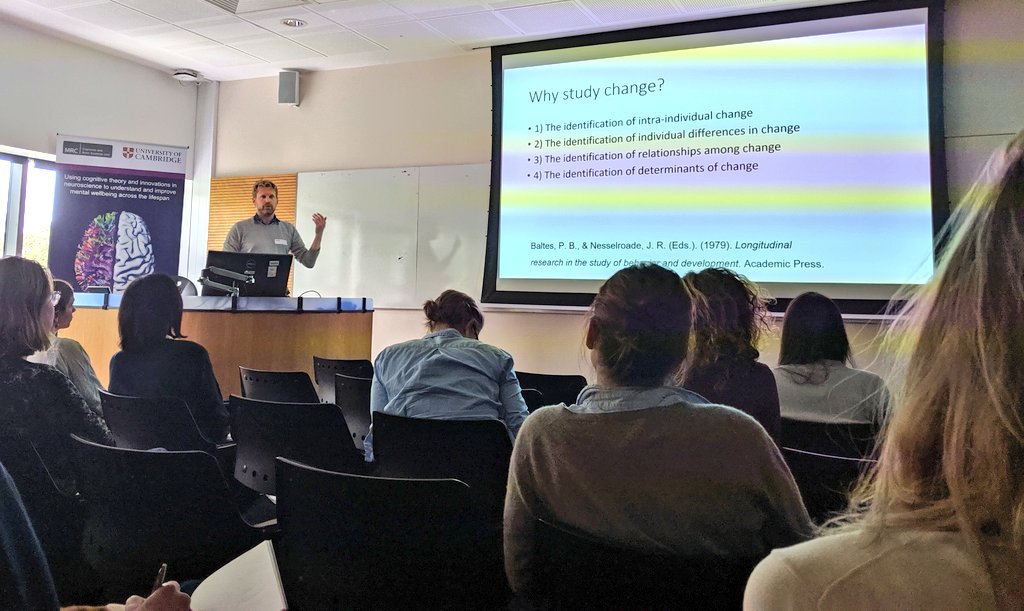 beckyneuro's tweet photo. The brilliant @rogierK giving a super clear introduction to modelling change (across multiple time points) as a tool for understanding development #BCD2019 @mrccbu https://t.co/aWXiJe7hX2