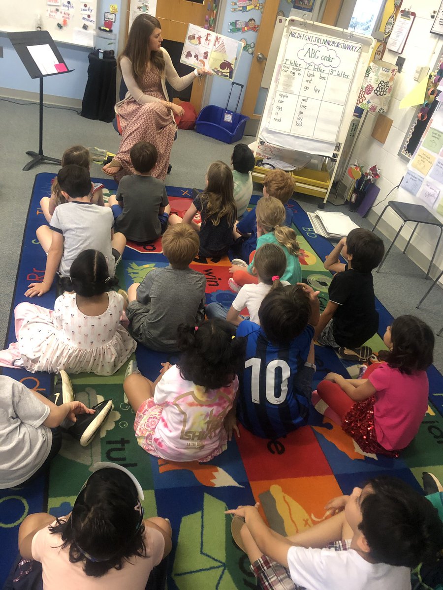 MsAreFirst's tweet photo. Yay us! We were 1 of 2 classes to return all of our library books to the library. 🎉📚🎉 https://t.co/w1Vbx5mS6E