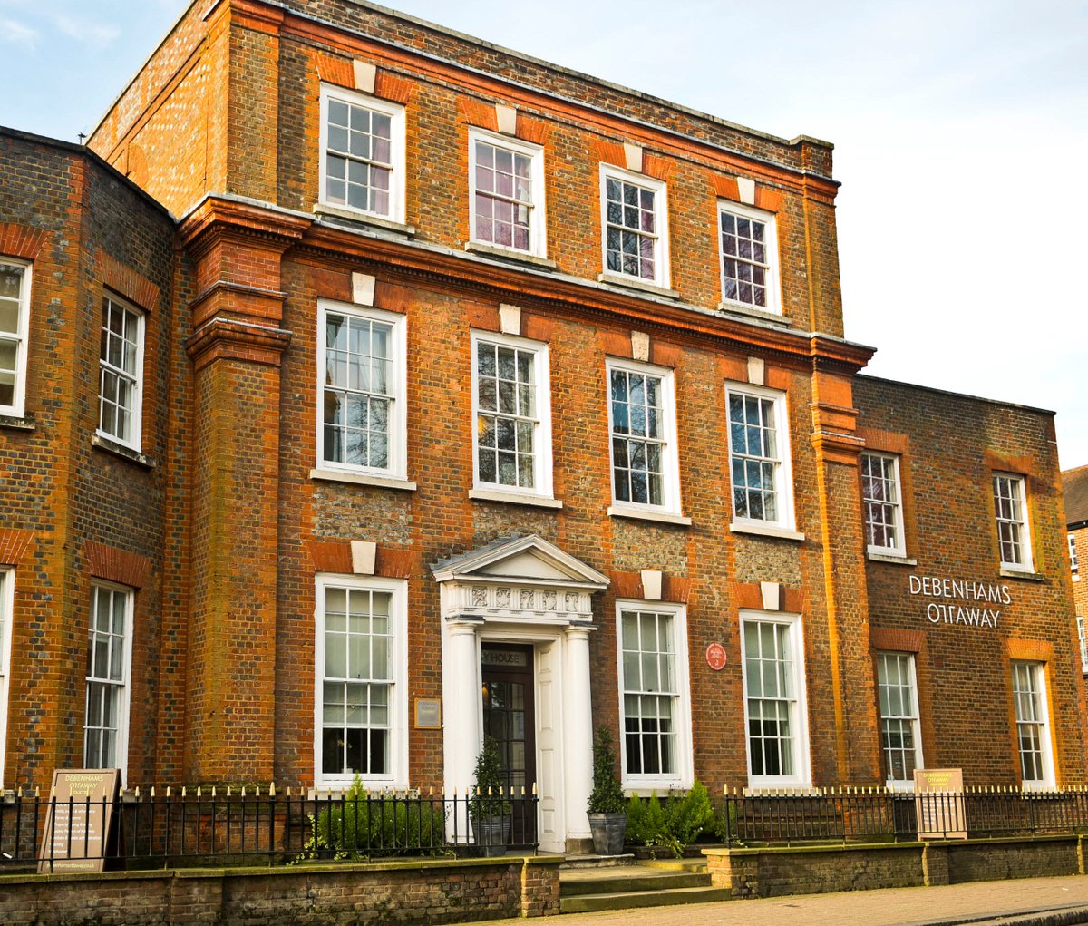 We will be hosting a seminar with <a href="/GriffinsUK/">Griffins</a> on 16/07/19 <a href="/DebenhamsOtt/">Debenhams Ottaway</a> St Albans office. The seminar will be aimed at accountants who advise companies or LLPs who are facing distress or may become financially distressed. To find out more, follow the link bit.ly/2XYjnfM