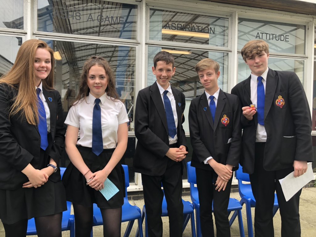 ASHS_PICKERING's tweet photo. 5!!! Yes 5 head student candidates representing Pickering! Super proud 🤩 https://t.co/vDa4DW1iIm