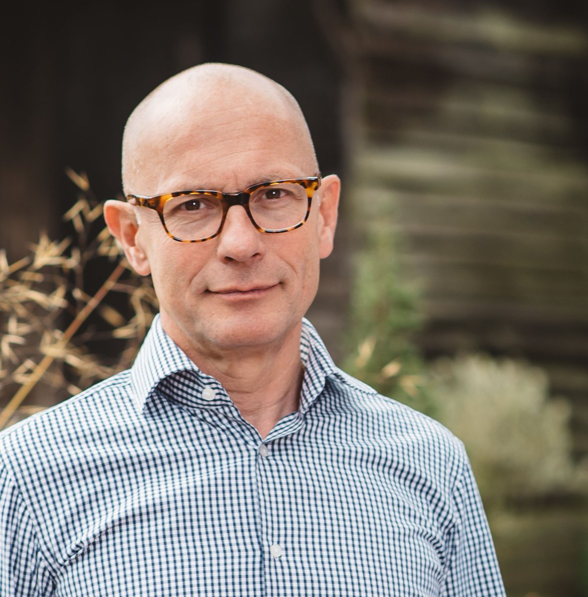 CEO Louis Hamming: “Vitters Service works with excellent employees, who are proud of Vitters and who propagate our Vitters mentality. We provide all-round superior service and implement modern technological developments which are in line with our Vitters quality standards.”