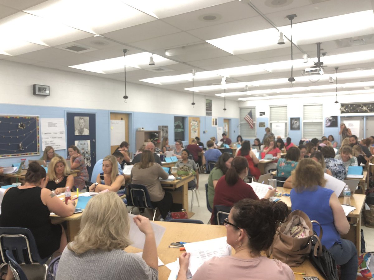 vhilton1's tweet photo. Incredible @pascoschools teachers deeply engaging in professional learning and planning around rigorous instruction. Rigor = #worldclasslearning! #planitlearning #teachersmatter https://t.co/u8j5LKsKjG