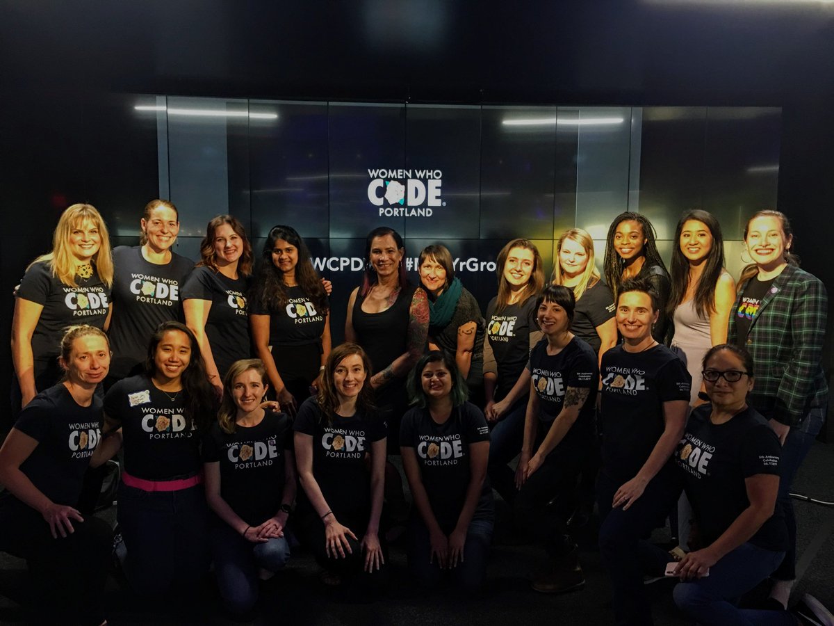 theDawgCr8's tweet photo. This is such a great group of #badasswomen @WWCodePortland the most amazing team I owe them so much for all they have given me #womenintech #WomenWhoCode #WomeninSTEM https://t.co/9vlJQuvd1B