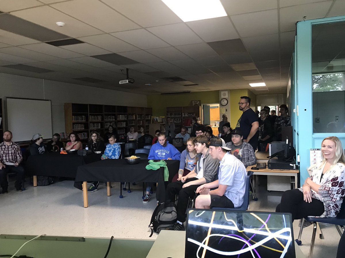 AMSSLibrary's tweet image. Our first Open Mic lunch was a huge success! Thanks to all the performers and enthusiastic audience! #lkdsb
