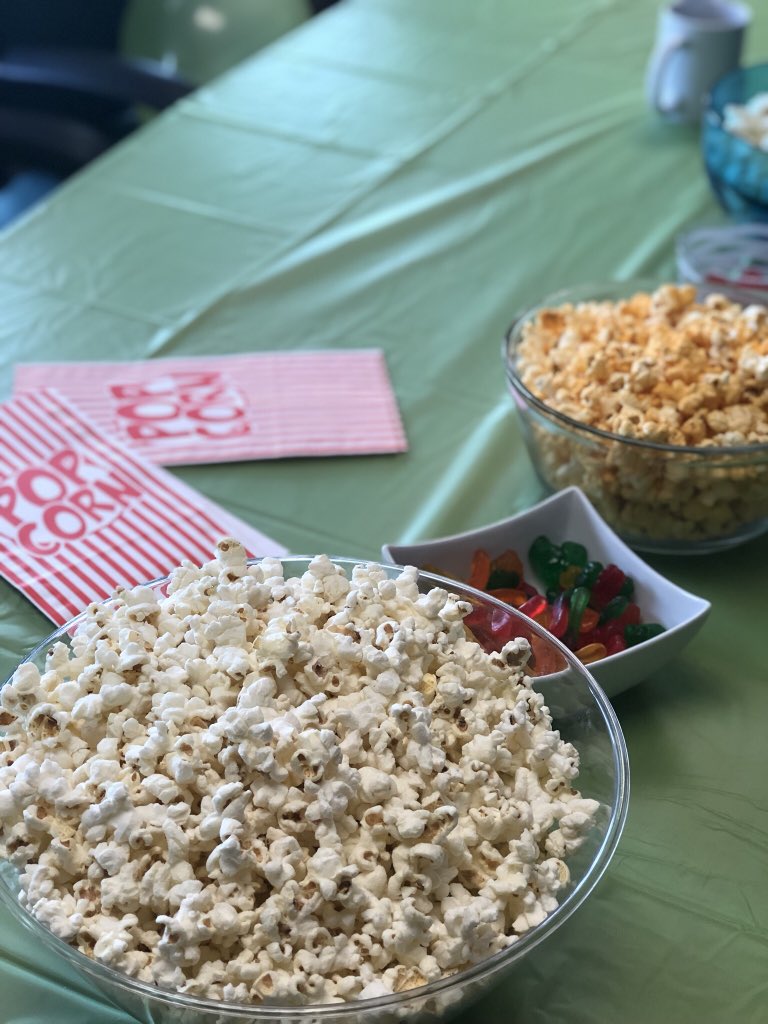 tufswimmer08's tweet photo. Day 2 of employee appreciation week!  Pop a balloon and win a prize!  Lucky to have such great employees at branch 2651.  #wemaketd https://t.co/bT7m7CoKMJ