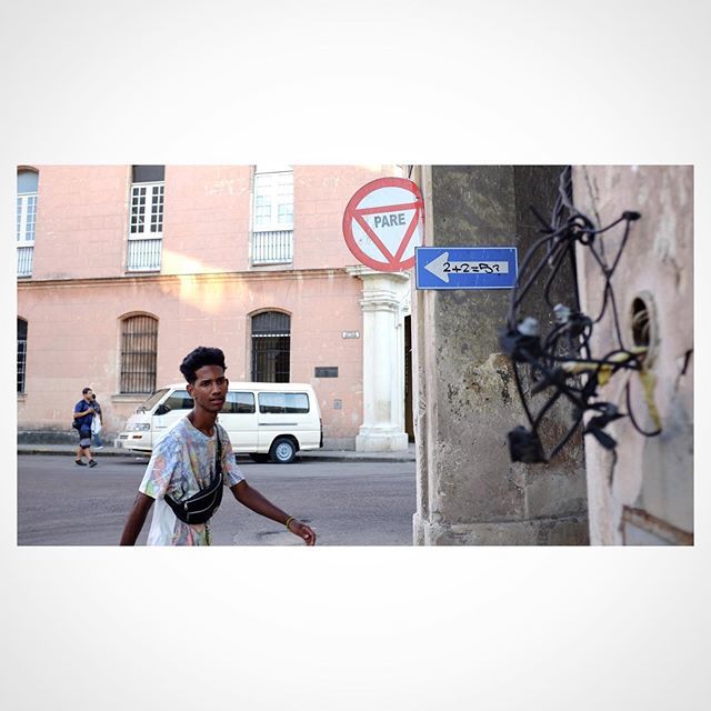 iambeetle's tweet photo. IsFive
.
.
.
.
.
 #cuba #cuban #cubano #havana #vivalacuba #travel #travelphotography #city #carribean #streetart #streetshooter #graffitiart #twoplustwo #twoplustwoisfive #2plus2is5 #fujifilm #fujix100t #fujifilm_xseries #streetphotography #x100t #xphot… https://t.co/HnKgFtR4PS https://t.co/sntuuDgoys