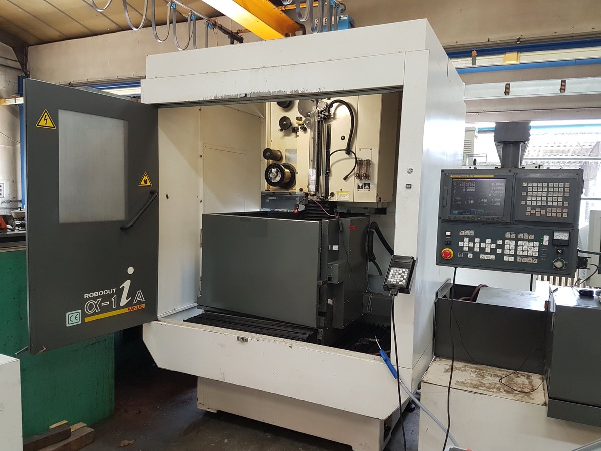 BOUDINSAS's tweet photo. MACHINE D’ÉLECTROÉROSION Á DÉCOUPE FIL
Nous venons de rentrer une machine à découpe fil en électroérosion, de Marque FANUC, modèle α1 iA.
Courses en mm Y,Y,Z = 520 x 400 x 340
Masse sur la table 1 000 kg
https://t.co/tVHOBkU04s
#BOUDINSAS #LESMOULISTESDEMAINTENANCE https://t.co/XadGHfJzHW