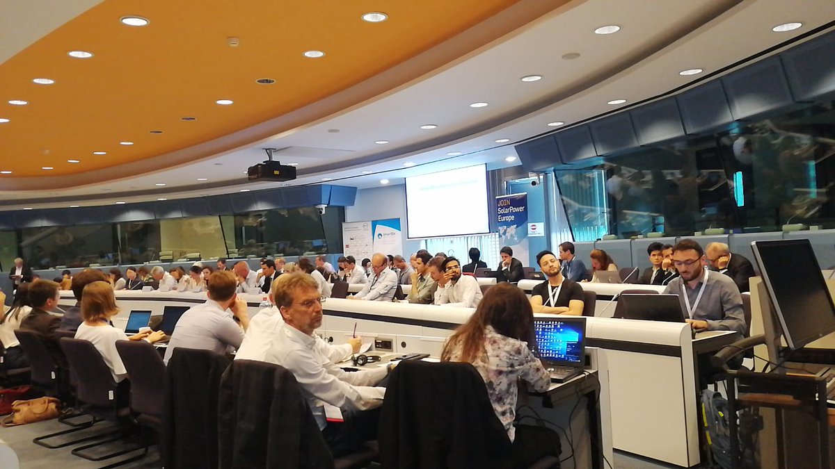 By 2050, @IEA estimates roofs will account for 50% of #EU #energy production says CEO of @Akuo_Energy. Packed room at our #EUSEW event on #decentralised energy systems event. #Smallisbeautiful ! @AbreuMPa @EnergyRuud