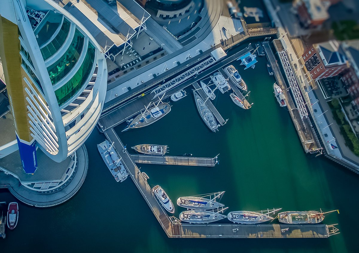 lccpreston's tweet photo. Just a few days to go now before I abseil down @SpinnakerTower 😱 to raise money for @RMHCUK who support families with a very sick child in hospital. If you'd like to sponsor me and find out more please click here: https://t.co/MI30rFALeh https://t.co/0xUGK0MHyg