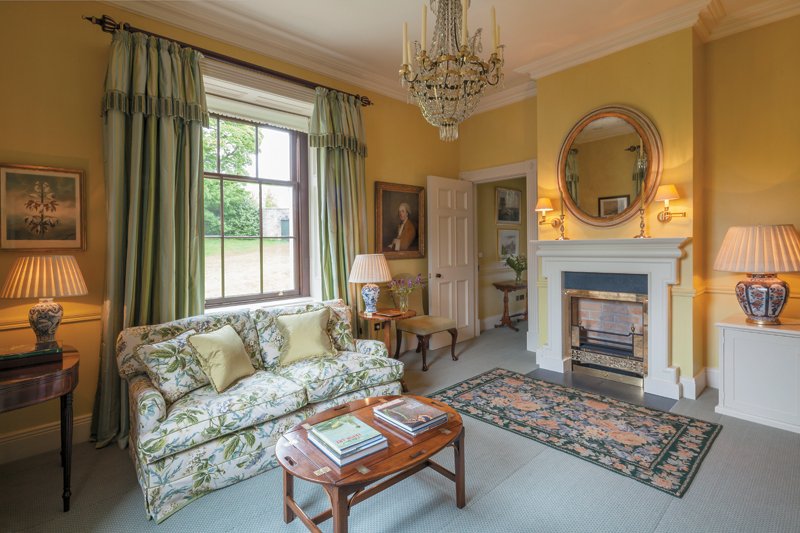 Ireland’s midland counties are the Emerald Isle’s hidden gems. Ballyfin Demesne is a lavish heritage mansion that glitters in the galaxy of the world’s most prestigious hotels.

Read our report here: bit.ly/31FWSOU <a href="/BallyfinDemesne/">Ballyfin</a> #Ireland #travel #luxurytravel