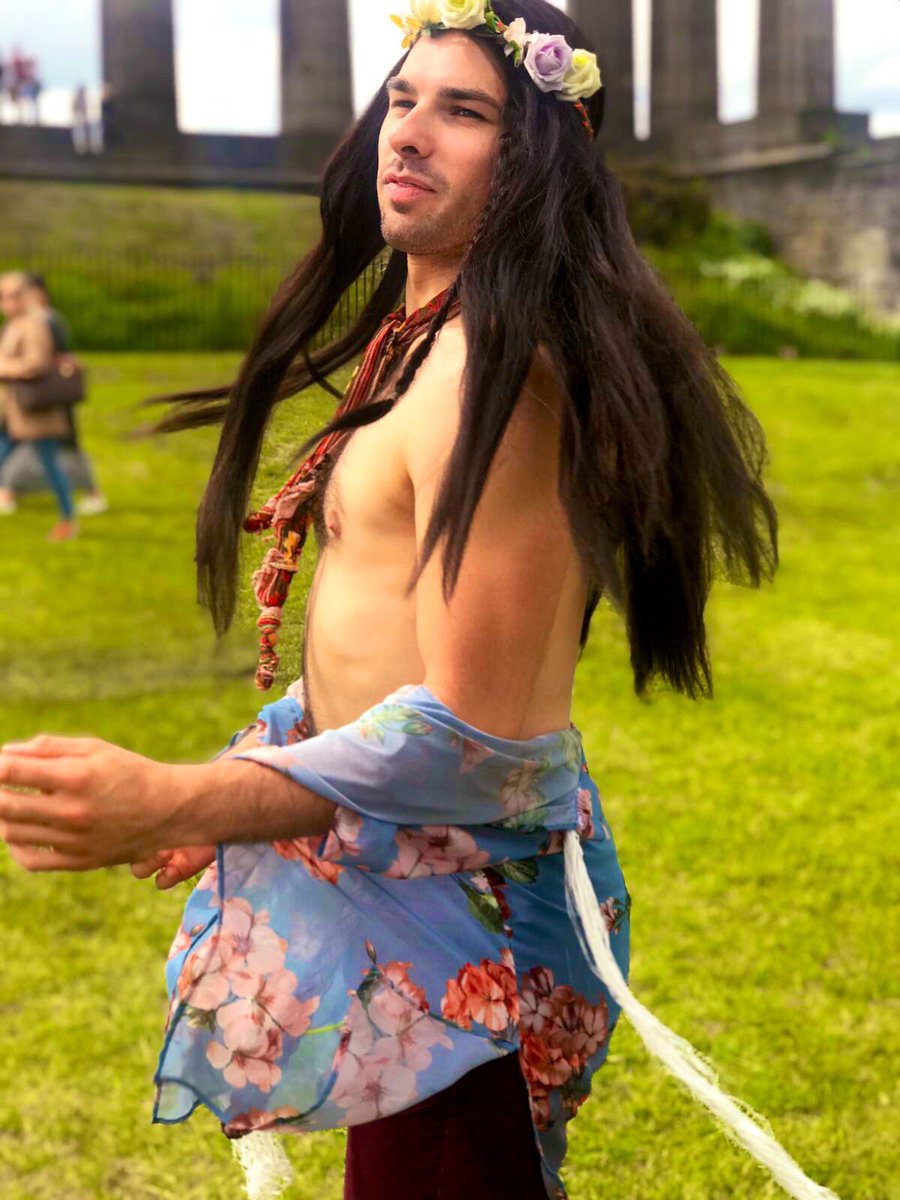 BradJudge's tweet photo. Feeling the fantasy โ๐ผโฎ๏ธ
@Hair50UK
#Woof
#HairTheMusical
#Edinburgh https://t.co/rjwnhBqQRv