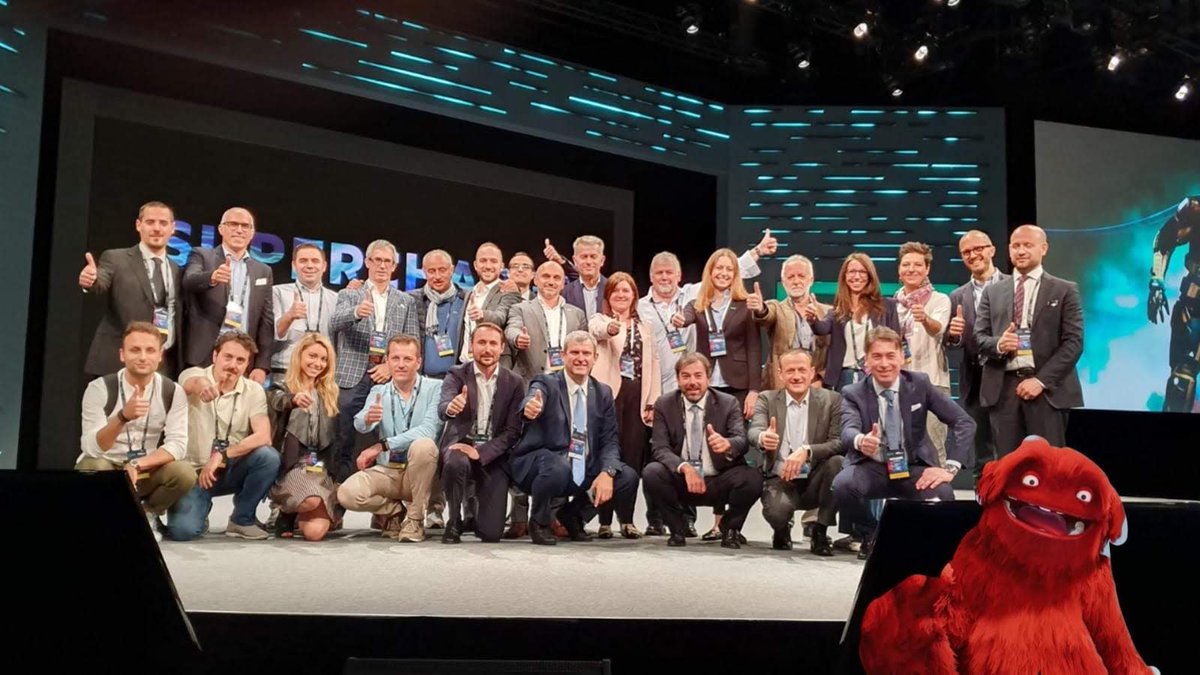 Paolo_Delgrosso's tweet image. Hmmm there is a ItMonster in the pictures with the Italian Partner at #HPEPartnerSummit. Where is ?
@ACSDataSystems @ElmecTwitt @GruppoCdm @R1Group @PrjCommunity @VarGroup @NpoSistemi @TT_Tecnosistemi @SISTEMIHS @InfonetPD @IFIConsulting