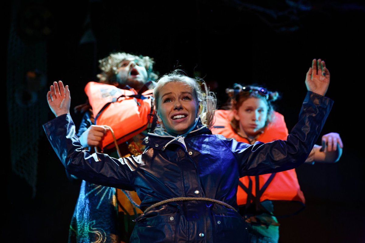 INKBLOC ensemble (@inkblocensemble) on Twitter photo Inspired by the stories of three incredible female explorers, Onwards & Upwards is a story about digging deep, for explorers of all ages! | July 20th, 2pm | <a href="/poundarts/">🇺🇦Pound Arts🇺🇦</a> #family #children #theatre #show poundarts.org.uk/pound/EventDet… Inspired by the stories of three incredible female explorers, Onwards & Upwards is a story about digging deep, for explorers of all ages! | July 20th, 2pm | <a href="/poundarts/">🇺🇦Pound Arts🇺🇦</a> #family #children #theatre #show poundarts.org.uk/pound/EventDet…