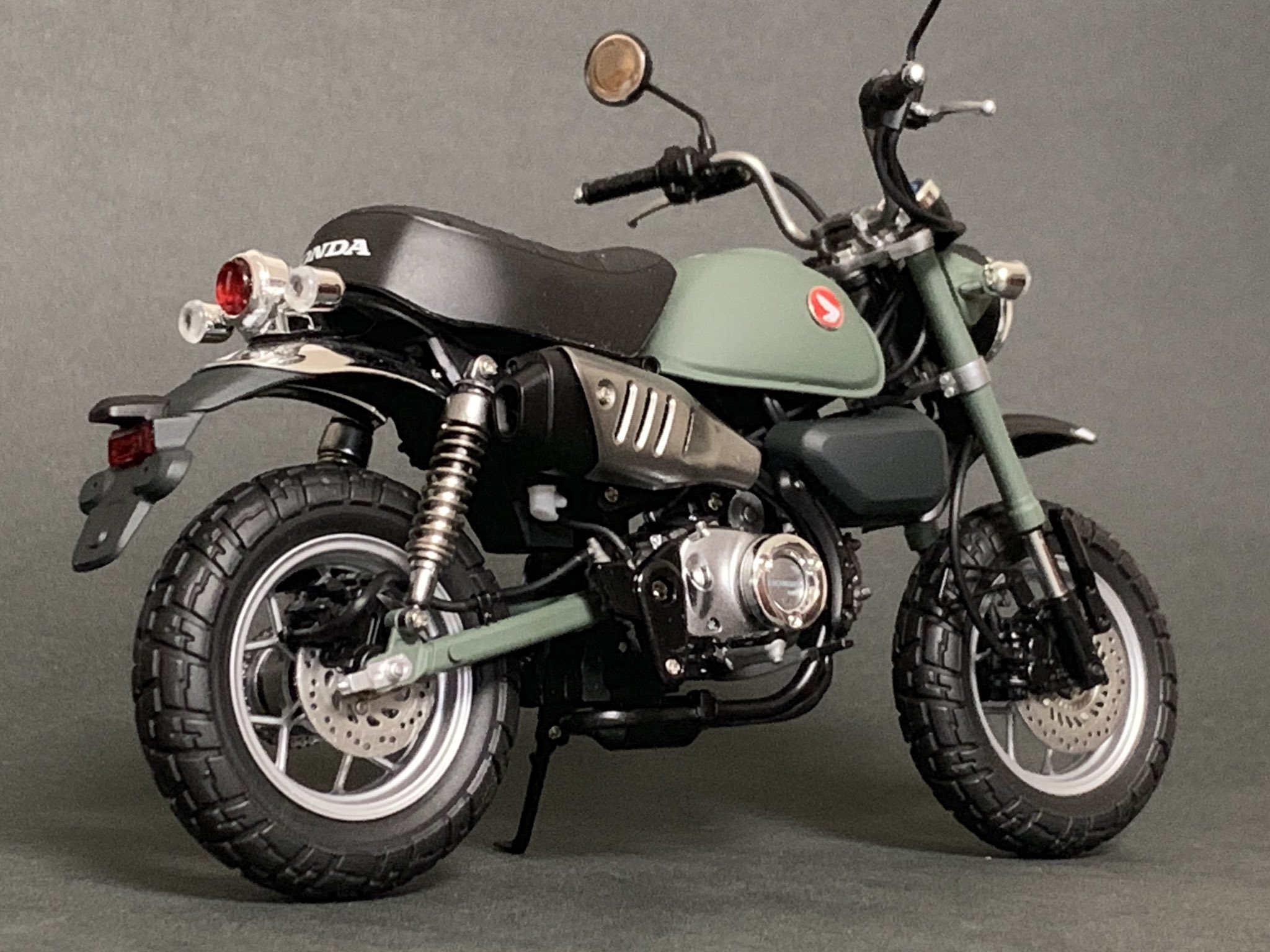 تويتر 雷鳥８号 على تويتر Rt 6it6o0glkbjnxrx タミヤモンキー125完成 カラーはちょっとミリタリー風に メッキが綺麗だったので落とすところと残すところでメリハリつけてみました 手頃なサイズで作るのがめっちゃ楽しい タミヤ モンキー125 バイクええのう