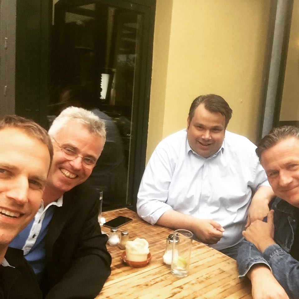 gsohn's tweet photo. Facebook, die digitale Weltwährung #Libra, Gesundheit &amp; KI, untergehende Medien und #ThinkatIBM im #BikiniBerlin @axelopp @digitalnaiv @gsohn https://t.co/ecZtIxW6dZ https://t.co/fYM9bCyYRB