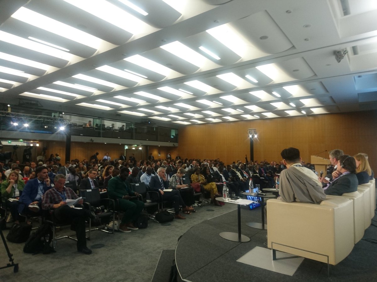 L_Kilpi's tweet photo. Full room for #EITI2019 #corruption plenary. @EITIorg shedding light in the right places, eg licensing, but it's time speak about corruption more frankly, says @acgillies of @NRGInstitute. CEO of @TullowOilplc Paul McDade highlights risks in supply chains. https://t.co/xLSYya74zf