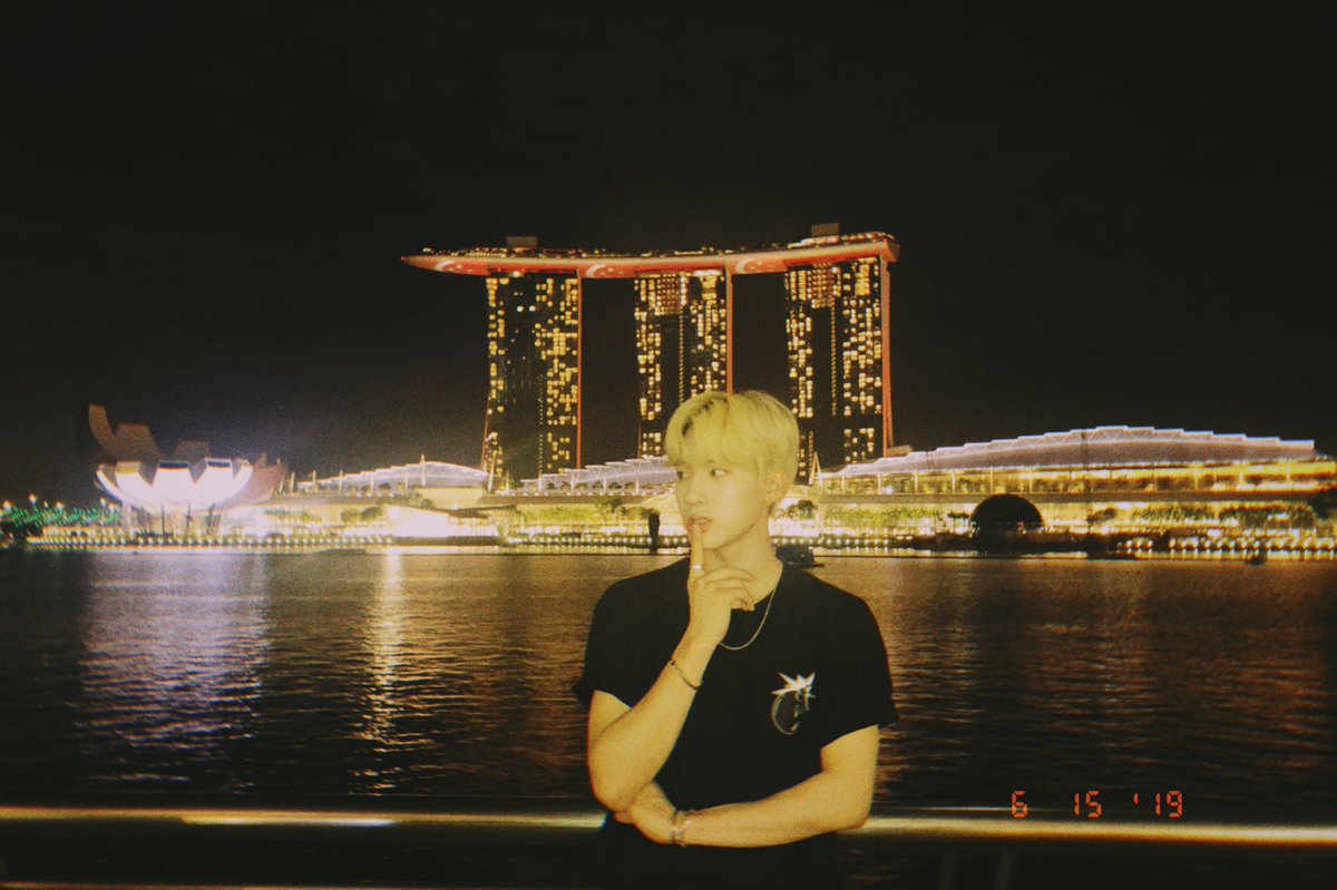 WE_THE_BOYZ's tweet photo. [에릭] Had fun at Singapore 💕💦
Thank you guys ! https://t.co/I9b057UMa0