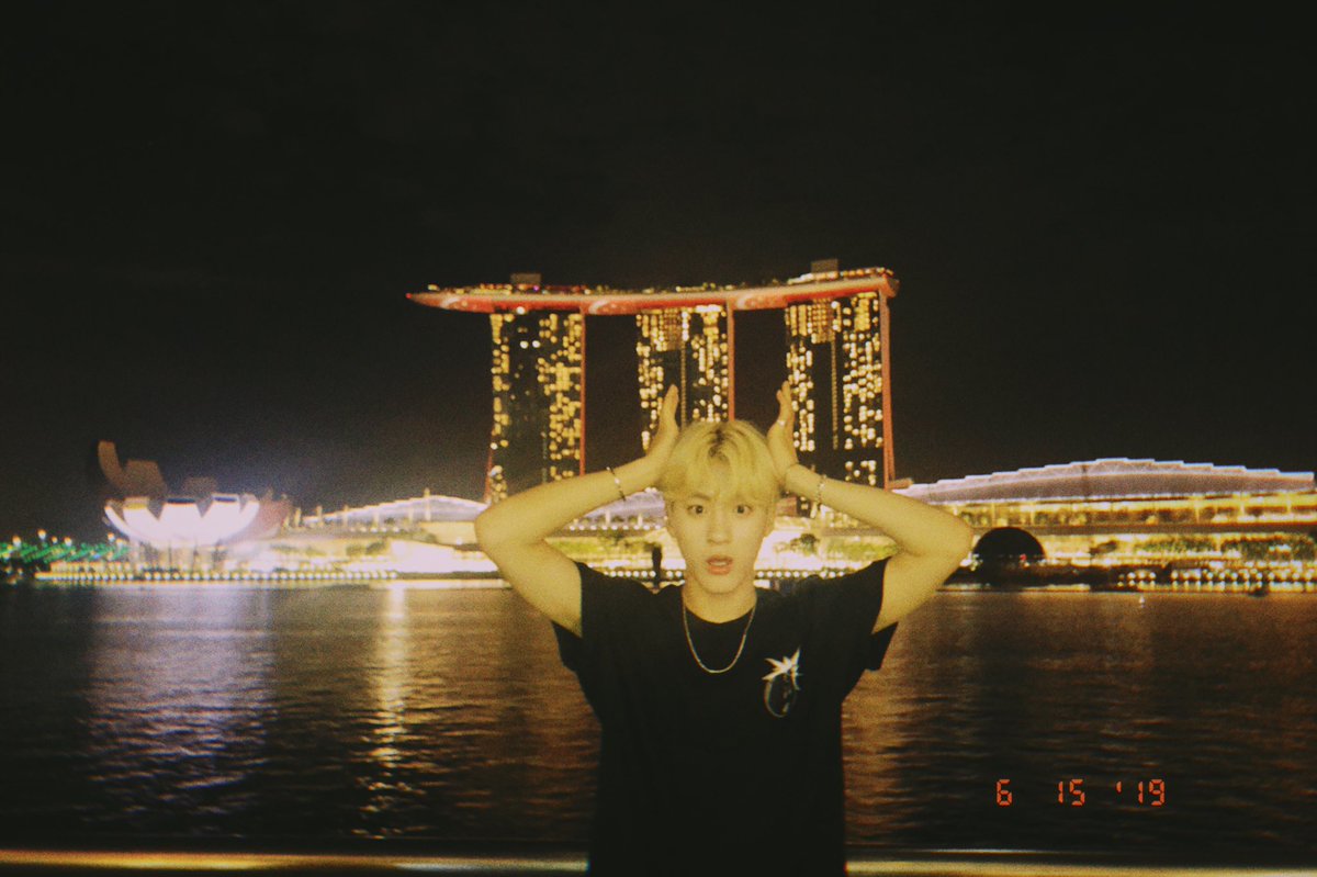 WE_THE_BOYZ's tweet photo. [에릭] Had fun at Singapore 💕💦
Thank you guys ! https://t.co/I9b057UMa0
