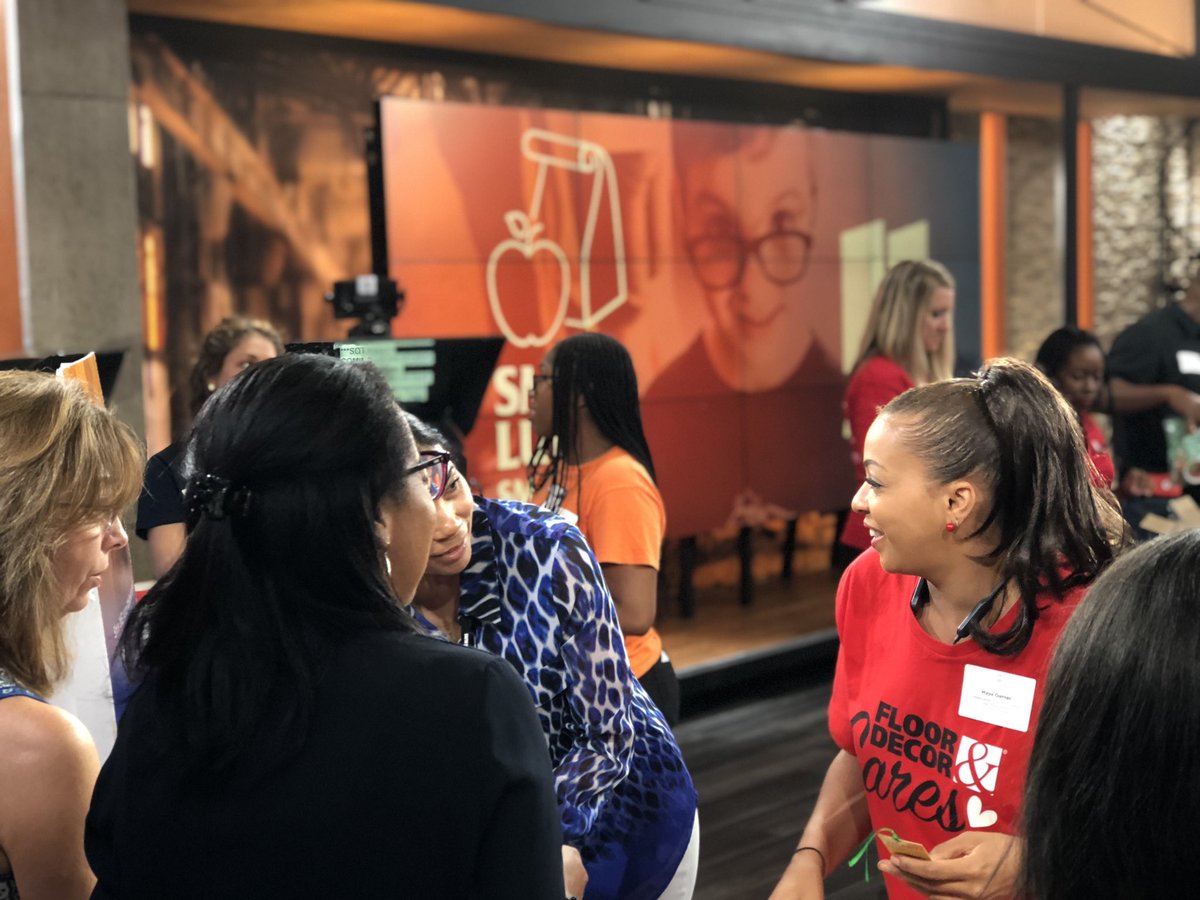 11AliveNews's tweet photo. A summer tradition here at 11Alive: @actioningeorgia has taken over the studio for their #SmartLunchSmartKid program! Learn more about their work to feed families in need: https://t.co/fQC7usiSIT https://t.co/DXZ2HGrjzA