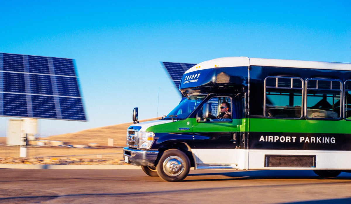 Save more for your summer getaway! Book your parking reservation on our website ahead of time, and get a great discount automatically applied! #travel #savings #bookit #booked #happyparking ow.ly/C2K330oR4yG