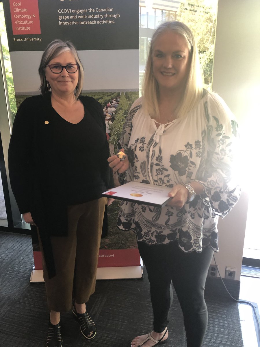 Our #VQAPromoter in the retail category goes to Meg McGrath, retail manager <a href="/HiddenBench/">Hidden Bench Winery</a> #ExpertsTasting #ccovi