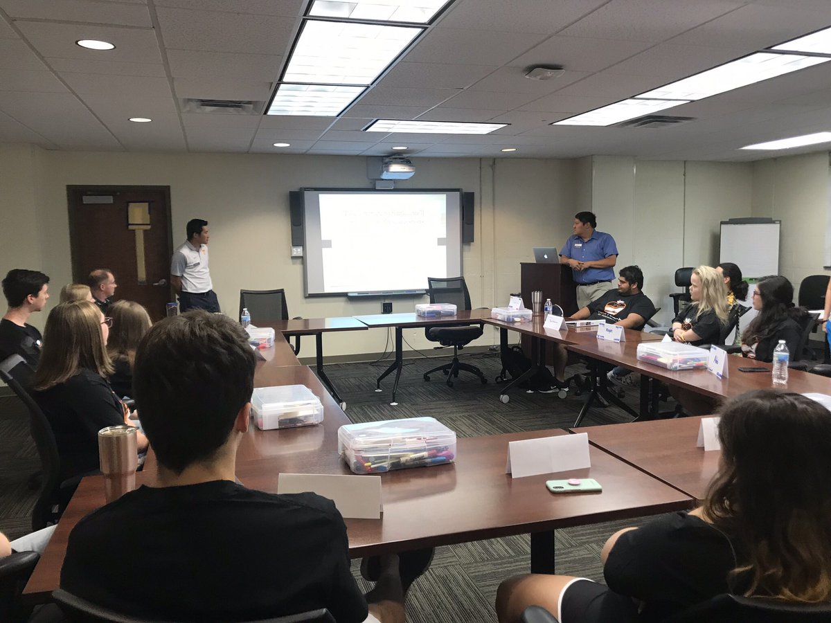 VolsTeach4App (@appvols) on Twitter photo Another great week with our summer stem teaching interns! <a href="/utkceems/">CEEMS</a> <a href="/EastTNSTEMHub/">East TN STEM Hub</a> <a href="/LynnLHodge/">Lynn Liao Hodge</a> Another great week with our summer stem teaching interns! <a href="/utkceems/">CEEMS</a> <a href="/EastTNSTEMHub/">East TN STEM Hub</a> <a href="/LynnLHodge/">Lynn Liao Hodge</a>