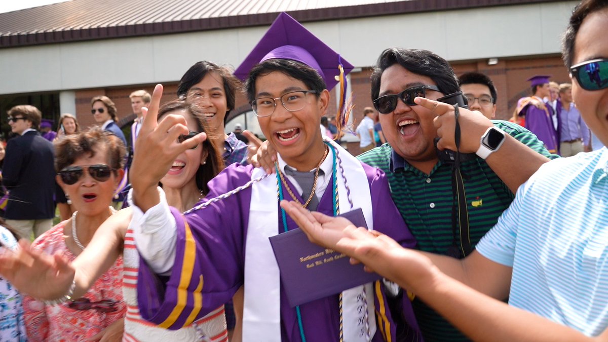 RockHillSchools's tweet photo. Congrats to all the graduates @NHSTrojans Class of 2019. "I really enjoy the people that I've grow closer with in my city and my school.  It's been a wonderful experience."  - Patrick Leonard, Senior

WATCH VIDEO: https://t.co/e1LpnY7khP 

#OneTeamOneMissionOneRockHill https://t.co/LFv9jkvziy