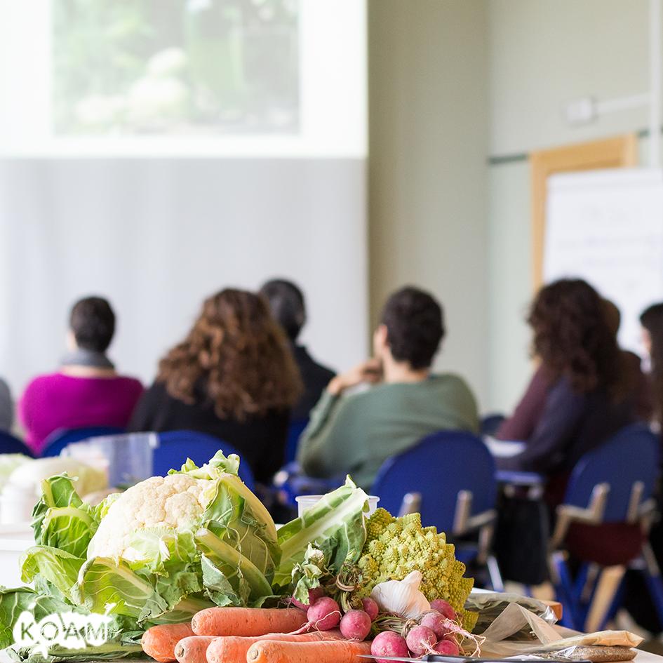 KOAM (@koam_food) on Twitter photo Lors de vos #événements, avez-vous déjà pensé #EducationAlimentaire ? Nous pouvons vous accompagner pour construire des activités #ludopédagogiques grâce à un kit. Son contenu a déjà séduit la <a href="/citedessciences/">Cité des sciences et de l'industrie</a>
boutique.koam.fr/products/kit-p… Lors de vos #événements, avez-vous déjà pensé #EducationAlimentaire ? Nous pouvons vous accompagner pour construire des activités #ludopédagogiques grâce à un kit. Son contenu a déjà séduit la <a href="/citedessciences/">Cité des sciences et de l'industrie</a>
boutique.koam.fr/products/kit-p…