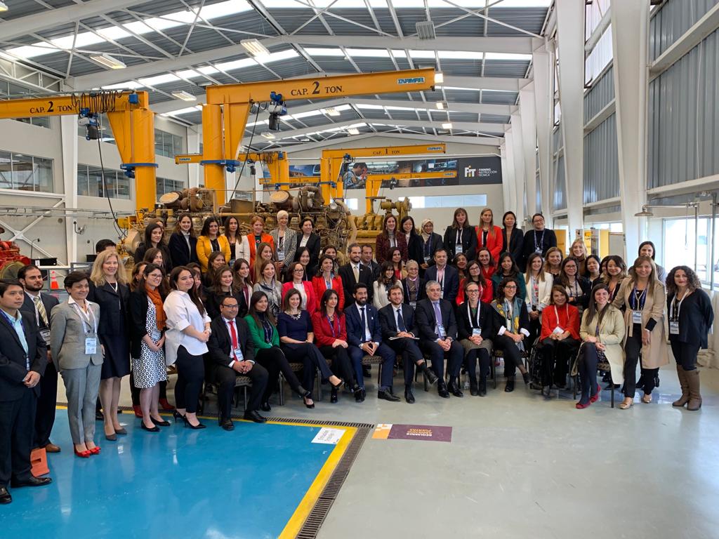 RIM_Chile's tweet photo. @mineriachilena RIM Chile apoya a Foro Económico Apec 2019 para una mayor participación femenina en la minería https://t.co/g8Qv6G3UVy https://t.co/1063bDfiEb