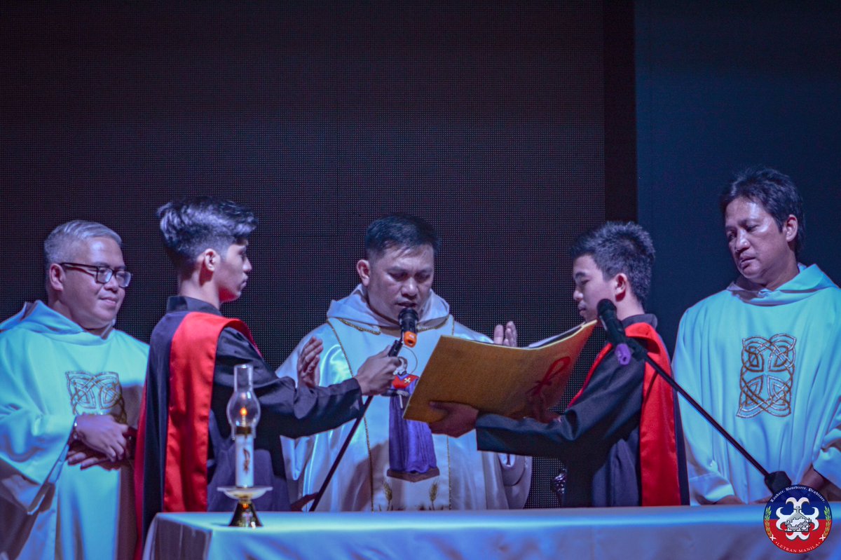 theletrandomnet's tweet photo. The eucharistic celebration was presided by the Very Rev. Fr. Napoleon Sipalay, Jr. O.P., the Prior Provincial of the Dominican Province of the Philippines.
#LDYG #SiempreArriba #ArribaLetran #Letran400 https://t.co/YxnmjpBR8v