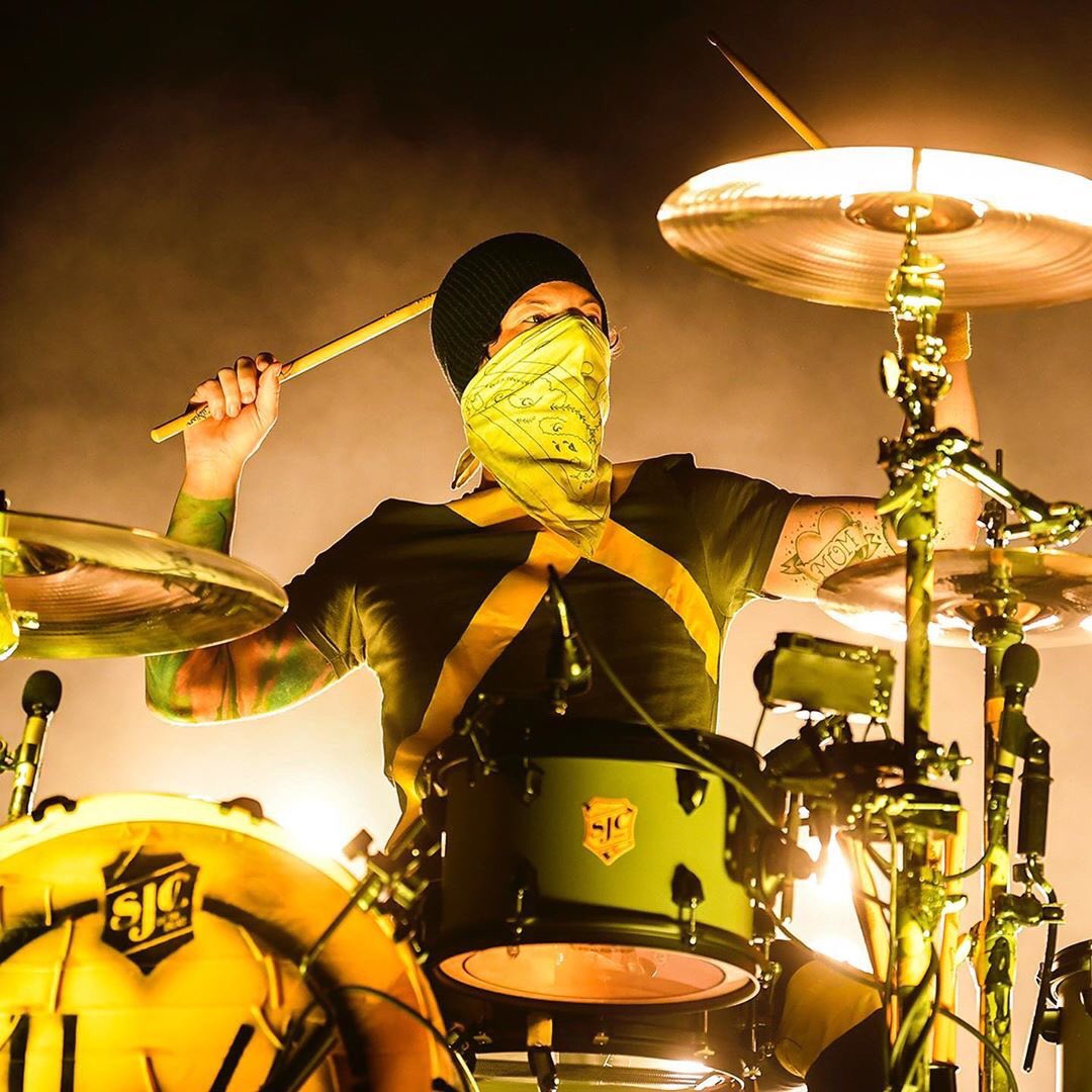 Hoje é aniversário do iconezinho, iti happy birthday josh dun 